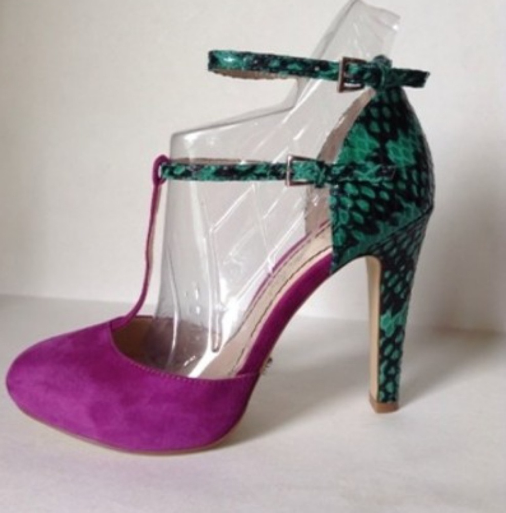 ABS Allen Schwartz Deco Suede Heel 9